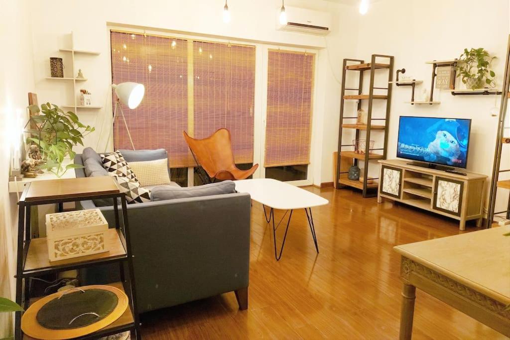 Cosy Boutique 61 Sqm Apartment - Private Parking - Ten Blocks Residence 布加勒斯特 外观 照片