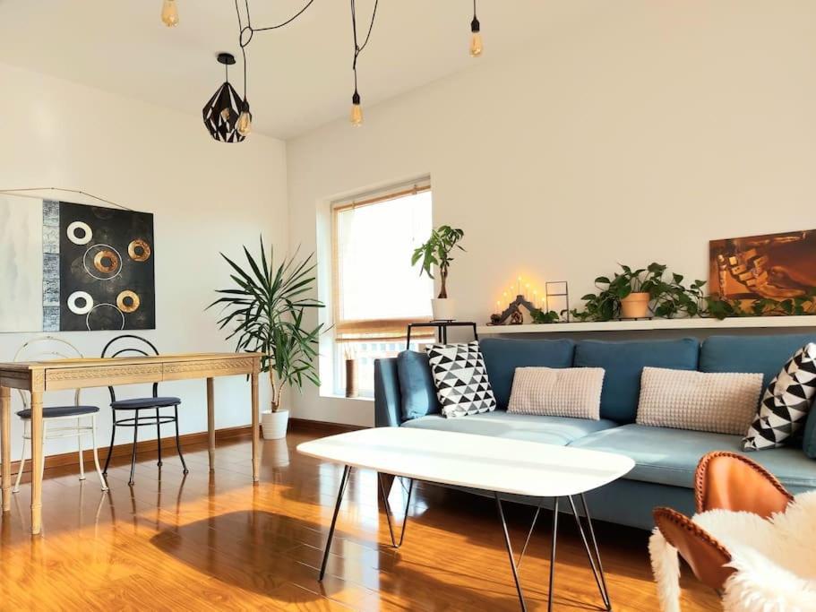 Cosy Boutique 61 Sqm Apartment - Private Parking - Ten Blocks Residence 布加勒斯特 外观 照片