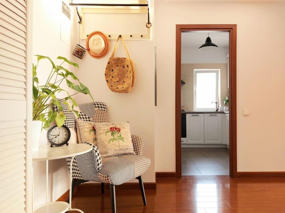 Cosy Boutique 61 Sqm Apartment - Private Parking - Ten Blocks Residence 布加勒斯特 外观 照片