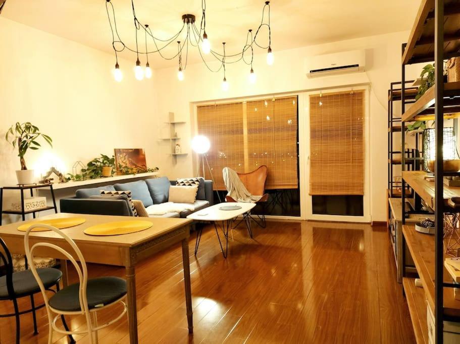 Cosy Boutique 61 Sqm Apartment - Private Parking - Ten Blocks Residence 布加勒斯特 外观 照片