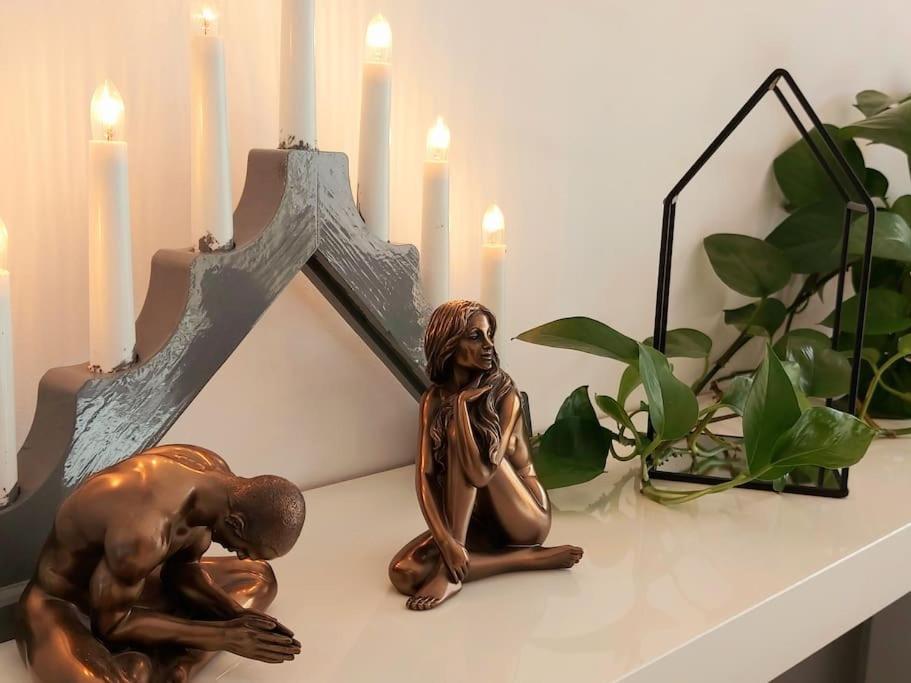 Cosy Boutique 61 Sqm Apartment - Private Parking - Ten Blocks Residence 布加勒斯特 外观 照片